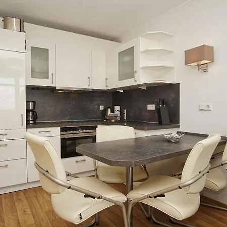 アパート Terrasse, Gratis Nutzung Vom Ahoi Erlebnisbad Und Sauna In Sellin - Meeresblick 11